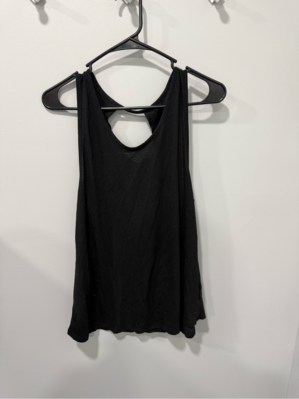 Old navy active open back tank size large